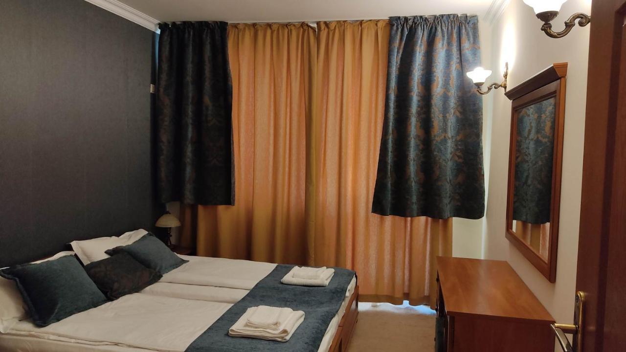 Annett Apartments At Emerald Hotel Bansko Ngoại thất bức ảnh
